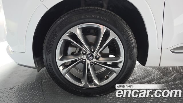 Hyundai Santafe 2019 — photo 5