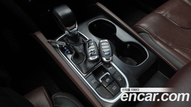 Hyundai Santafe 2019 — photo 12