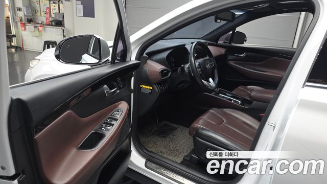 Hyundai Santafe 2019 — photo 13