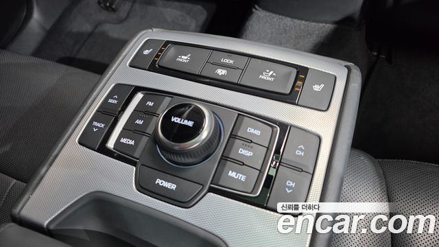 Genesis G80 2019 — photo 18