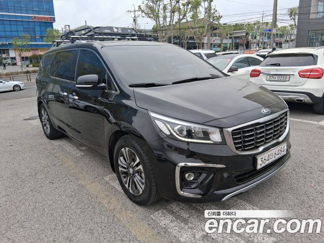 Kia Canival 2019 — photo 2