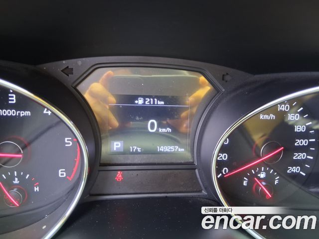 Kia Canival 2019 — photo 9