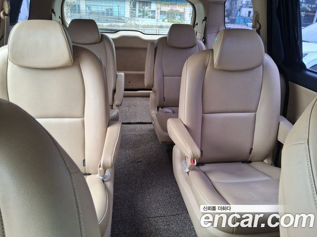 Kia Canival 2019 — photo 15
