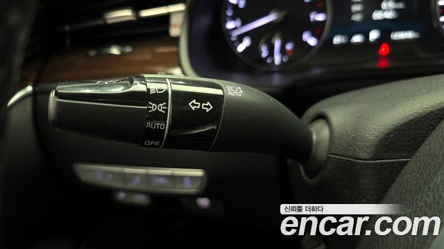 Kia K9 2019 — photo 27