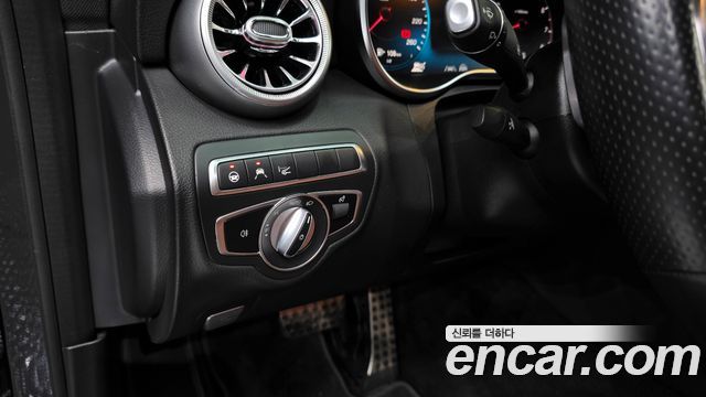 Mercedes-Benz C-Class 2021 — photo 22