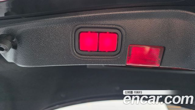 Mercedes-Benz C-Class 2021 — photo 26