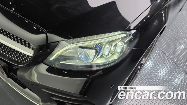 Mercedes-Benz C-Class 2021 — photo 8