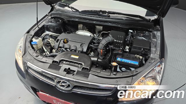 Hyundai i30 2010 — photo 6