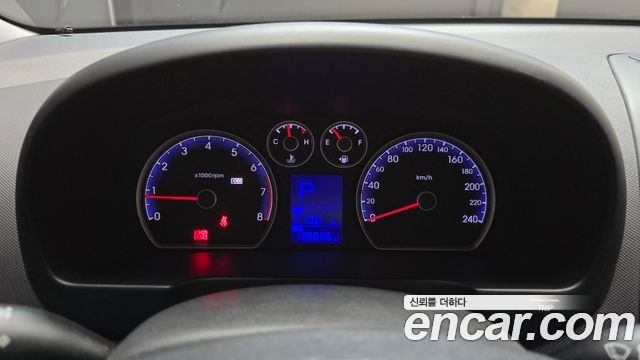 Hyundai i30 2010 — photo 8