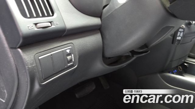 Hyundai i30 2010 — photo 15