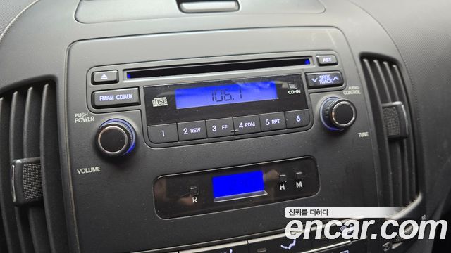 Hyundai i30 2010 — photo 16