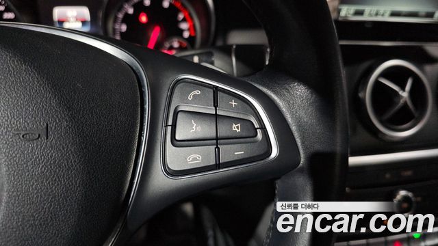 Mercedes-Benz GLA-Class 2019 — photo 22