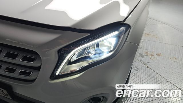 Mercedes-Benz GLA-Class 2019 — photo 8