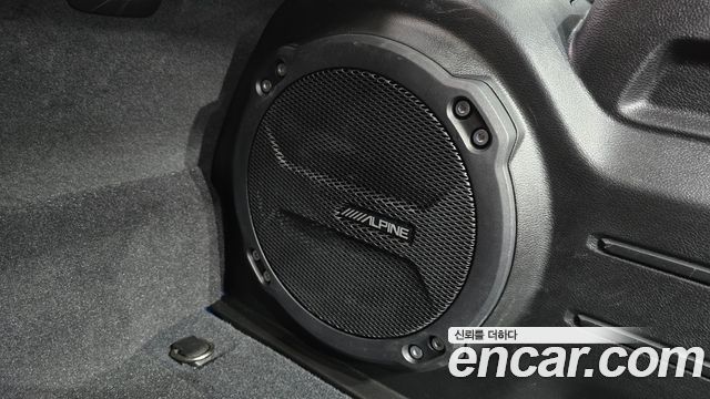 Jeep Wrangler 2022 — photo 29