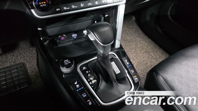 Kia Seltos 2023 — photo 9