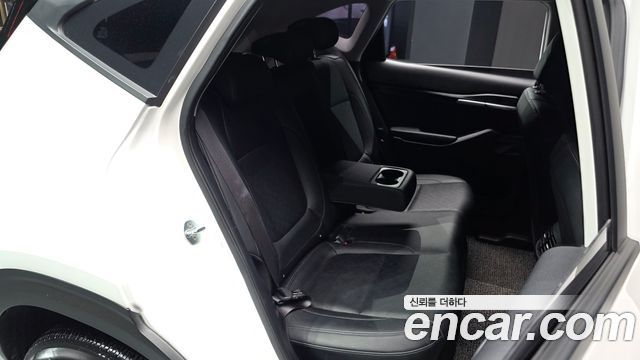 Kia Seltos 2023 — photo 11