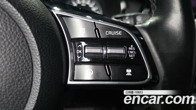 Kia Seltos 2023 — photo 17