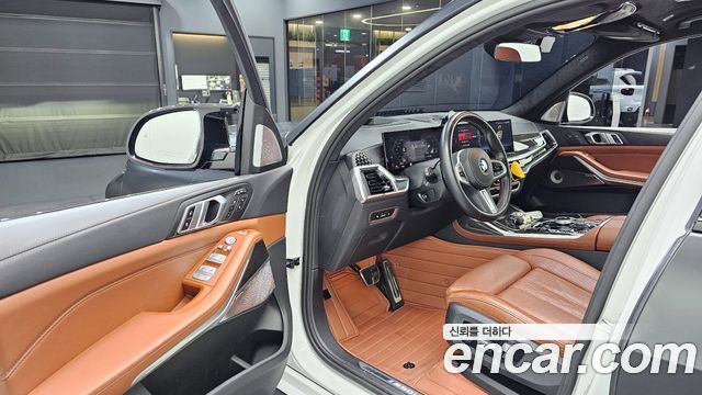 BMW X7 2024 — photo 10