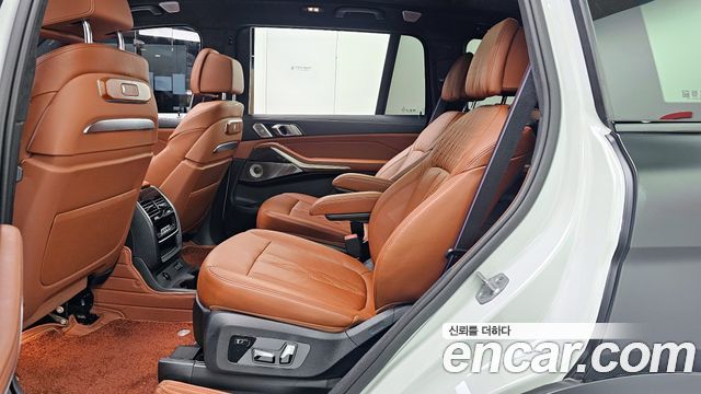 BMW X7 2024 — photo 12
