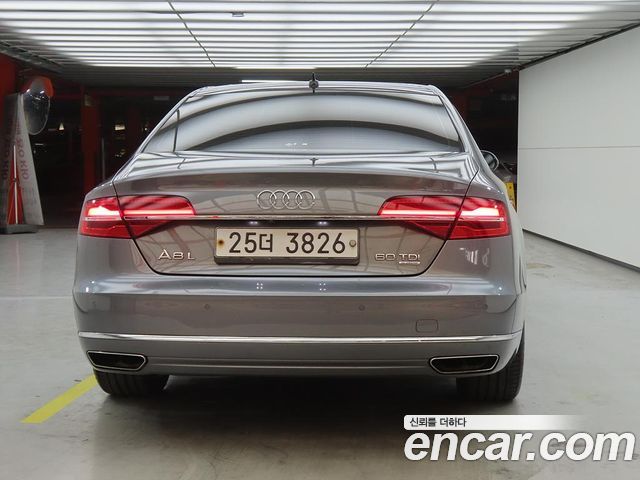 Audi A8 2015 — photo 3