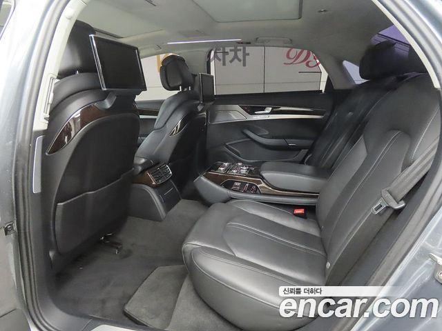 Audi A8 2015 — photo 6