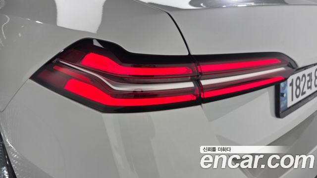 BMW 5-Series 2024 — photo 9
