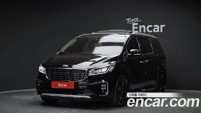 Kia Canival 2019 — photo 1