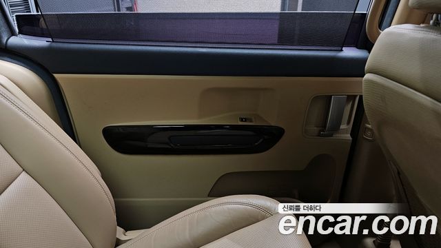 Kia Canival 2019 — photo 15