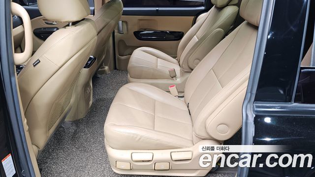 Kia Canival 2019 — photo 16