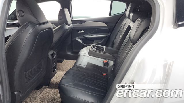 Peugeot 408 2024 — photo 17