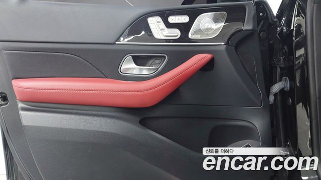 Mercedes-Benz GLE-Class 2023 — photo 15