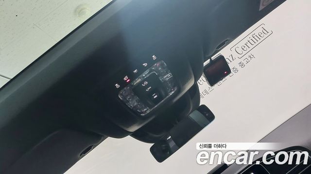 Mercedes-Benz GLE-Class 2023 — photo 17