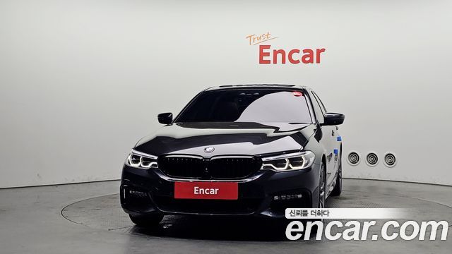 BMW 5-Series 2018 — photo 3