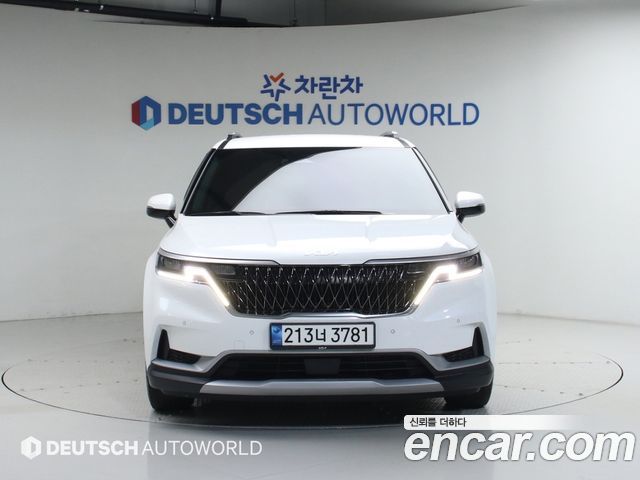 Kia Canival 2023 — photo 3