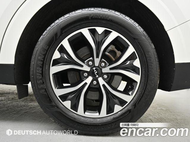 Kia Canival 2023 — photo 5