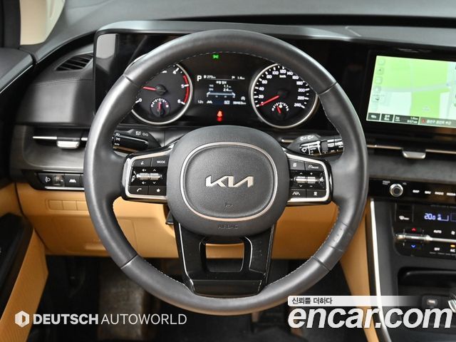 Kia Canival 2023 — photo 13