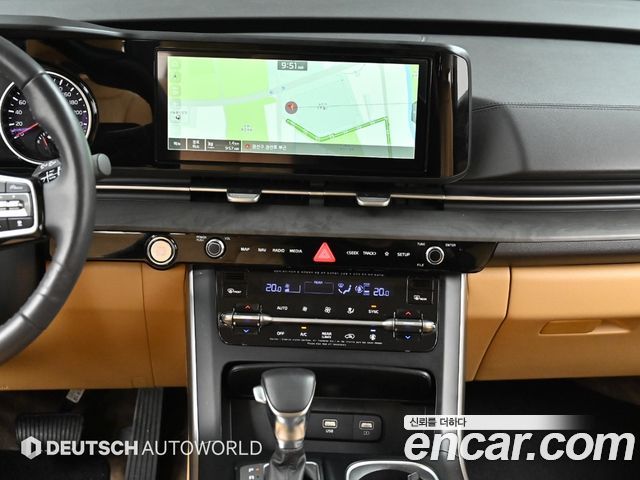Kia Canival 2023 — photo 14