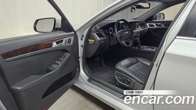 Hyundai Genesis 2016 — photo 10
