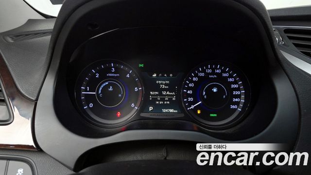 Hyundai Grandeur 2016 — photo 11