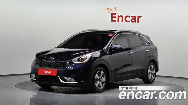 Kia Niro 2017 — photo 1