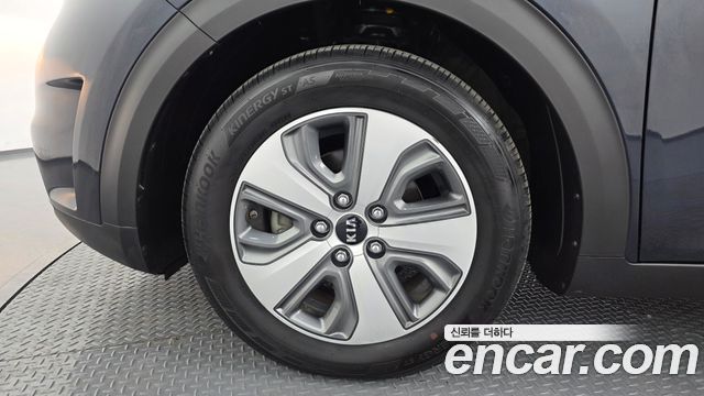 Kia Niro 2017 — photo 5