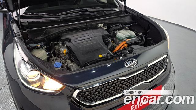 Kia Niro 2017 — photo 6