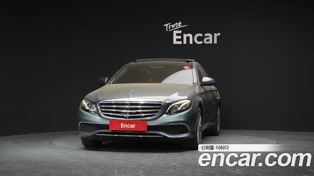 Mercedes-Benz E-Class 2019 — photo 3