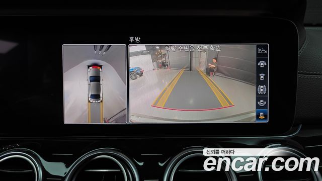 Mercedes-Benz E-Class 2019 — photo 15