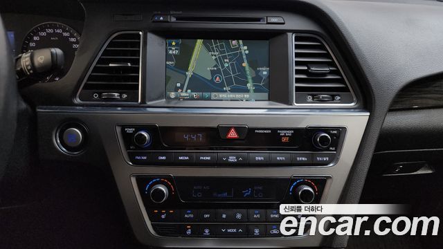 Hyundai Sonata 2016 — photo 19