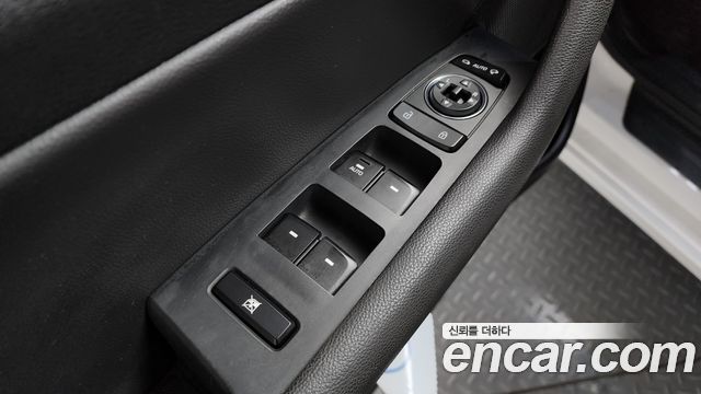 Hyundai Sonata 2016 — photo 22