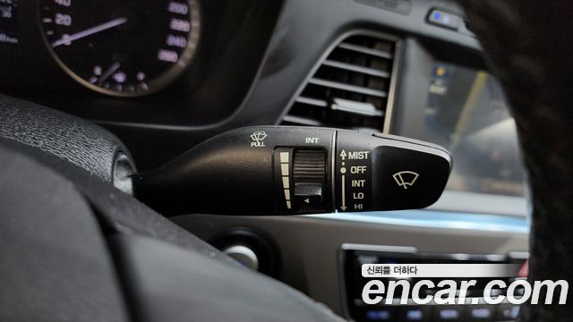 Hyundai Sonata 2016 — photo 24