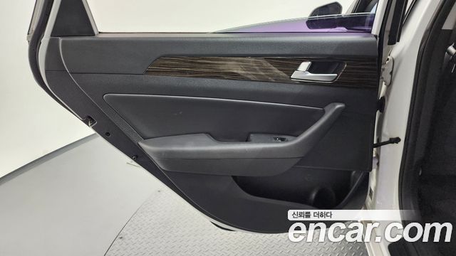 Hyundai Sonata 2016 — photo 15