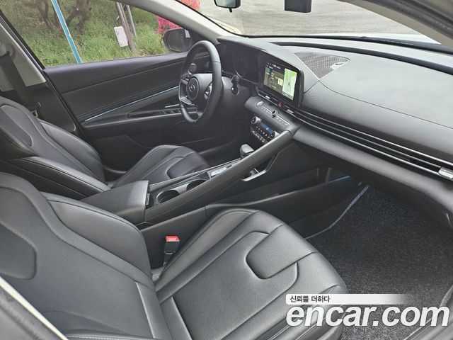 Hyundai AVANTE 2021 — photo 12