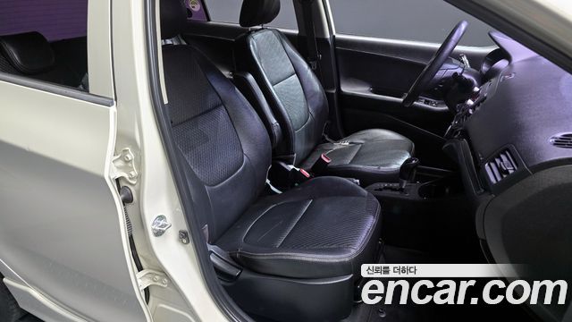 Kia morning 2012 — photo 18